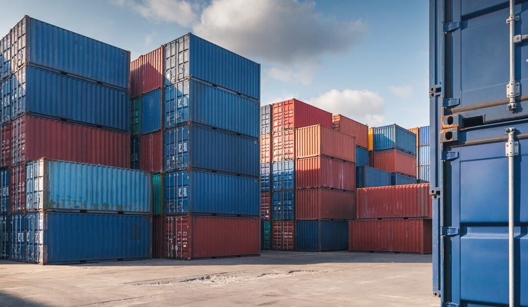 Steel vs. Aluminum Containers: Which To Lease?